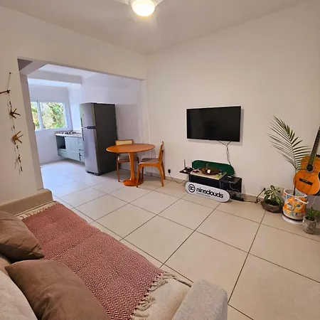 Apartamento Pe Na Areia No Centro De Bertioga Exterior photo